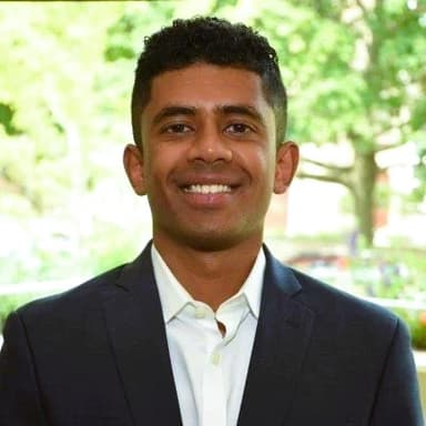 Shiva Chandra headshot